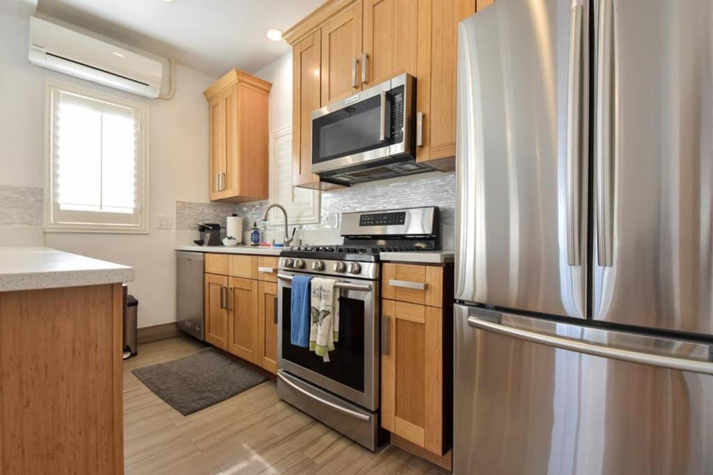 ניופורט ביץ' 1000#1 Contemporary Home W/ Parking, Grill, & Ac! מראה חיצוני תמונה